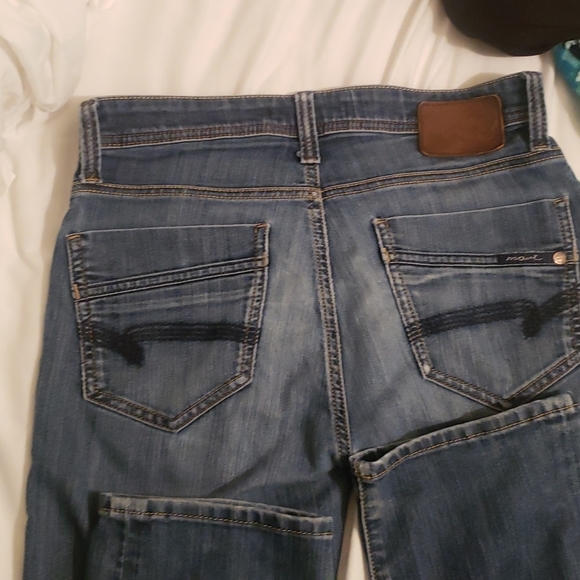 Jeans - Picture 3 of 3